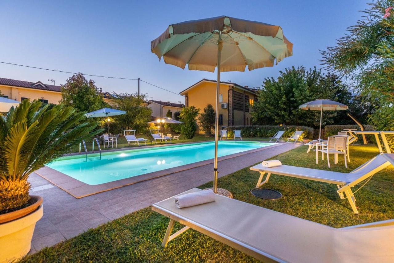 Villa Gabriella Apartments Lucques Extérieur photo